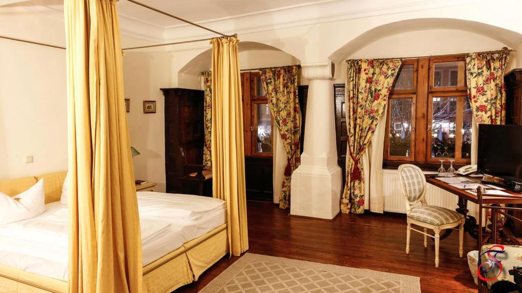 Hotel Adler Рудольштадт Екстер'єр фото